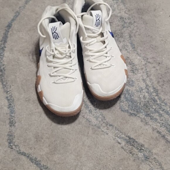 Kyrie 4 uncle drew main image 4